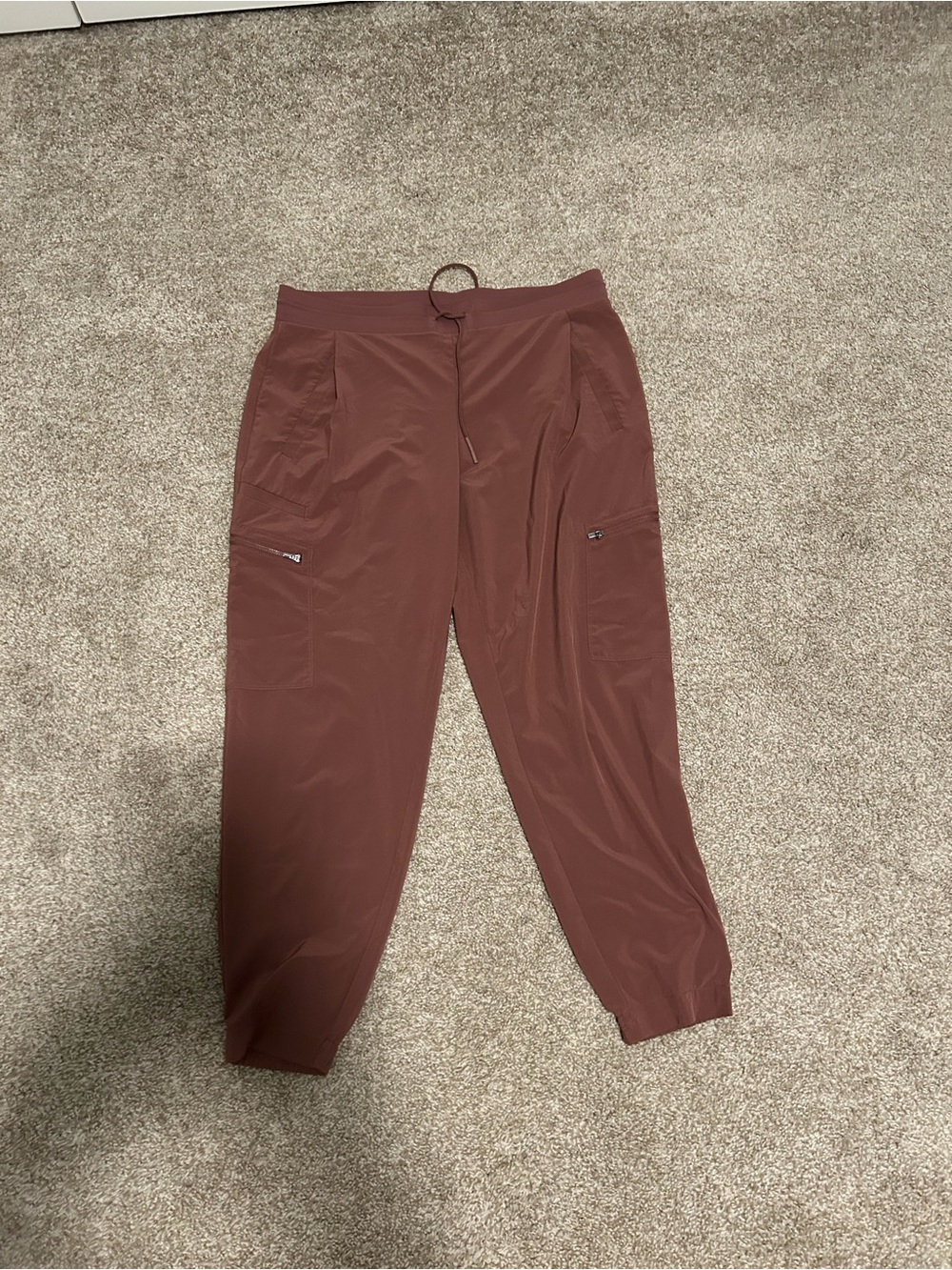 Athleta Men's Cargo Jogger Pants in Rust Brown